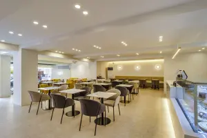 62평 대형 모던카페 홀 인테리어